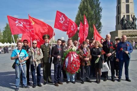 Республика Татарстан. Партийный актив Казани встретил 71-ю годовщину Победы советского народа в Великой Отечественной войне