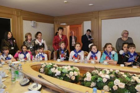 Д.Г. Новиков встретился с ребятами из Луганской народной республики 