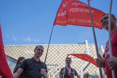 Москва: День Победы с Красным Знаменем!