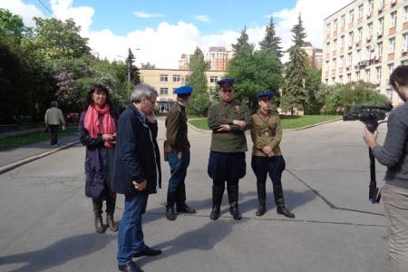 Жулики и воры! Пять минут на сборы! Рейд московских коммунистов в день праймериз «Единой России»
