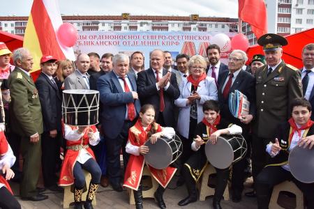 Дружба и братство народов — залог возрождения России