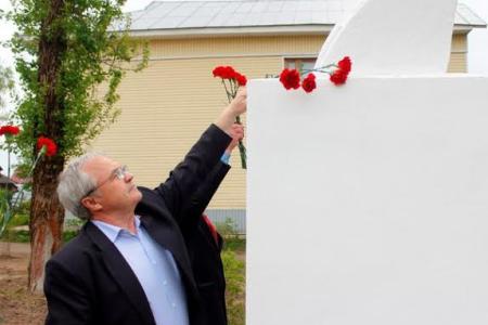В посёлке Пречистое Ярославской области торжественно был открыт памятник В.И. Ленину