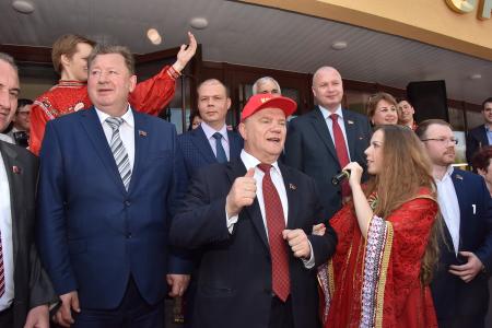 В Подмосковье завершил работу II Всероссийский Съезд депутатов коммунистов и сторонников КПРФ