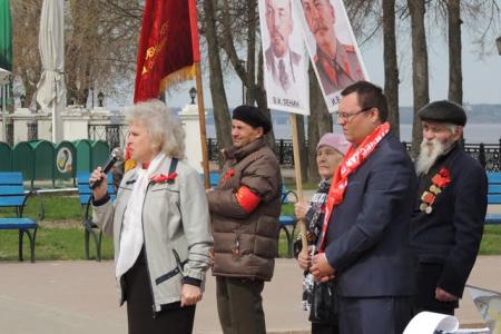 В городе Кинешме Ивановской области прошли шествие и митинг, посвященные Первому мая