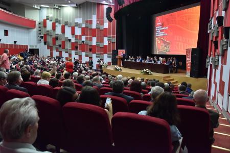В Подмосковье завершил работу II Всероссийский Съезд депутатов коммунистов и сторонников КПРФ