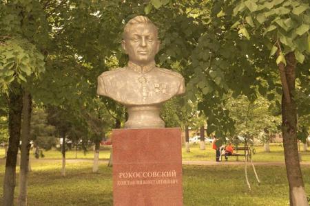 Краснодарский край. В Белореченске установлены новые бюсты советских полководцев