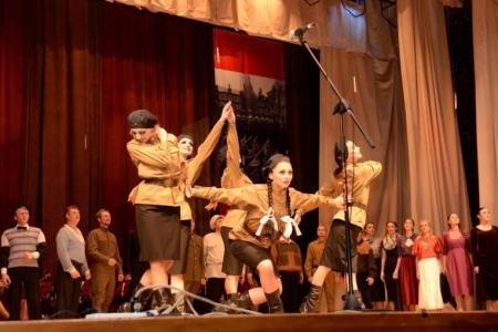 Ко Дню Победы новосибирские коммунисты провели торжественное собрание и концерт
