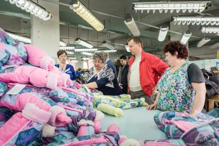 Нижегородская область. Денис Вороненков встретился с рабочими Большемурашкинской швейной фабрики