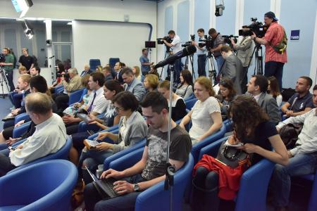 Г.А. Зюганов: «Сегодня вокруг нашей страны снова сгущаются тучи»