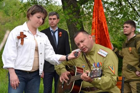 Коммунисты ЛНР отметили 71-ю годовщину Победы