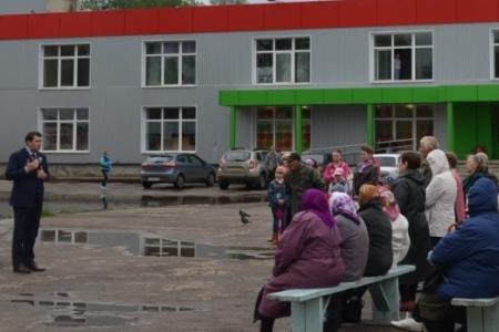 Депутат-коммунист Олег Лебедев продолжает массовые встречи с жителями Тульской области