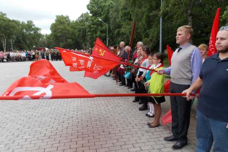 Приморский край. Коммунисты города Артёма приняли участие в митинге по случаю Дня памяти и скорби