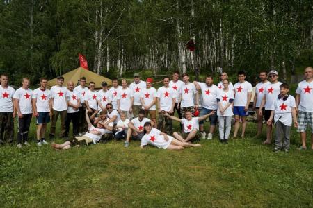 Целься под яблочко! Уральские коммунисты приняли участие в военно-спортивной игре