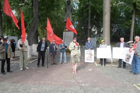 Коммунисты Перми: Сохраним тебя, русский язык!