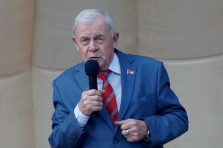 Тюменские коммунисты концертом отметили день Русского языка