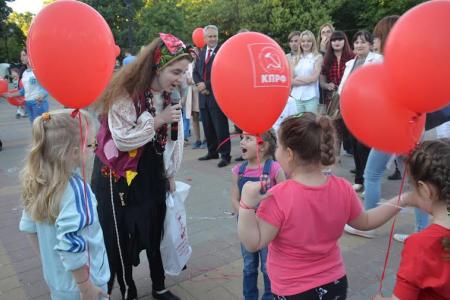 «Из искры возгорелось пламя…». в Ростове-на-Дону прошел праздник русского языка и партийной прессы