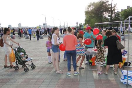 Амурская область. Праздник детства от благовещенского комсомола