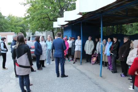 Первый секретарь Пензенского обкома КПРФ Георгий Камнев проводит встречи с жителями областного центра