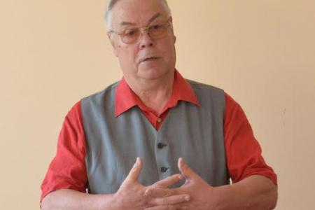 В помещении Ивановского обкома КПРФ прошла читательская встреча с главным редактором областной партийной газеты «Слово правды» В.Н. Князевым