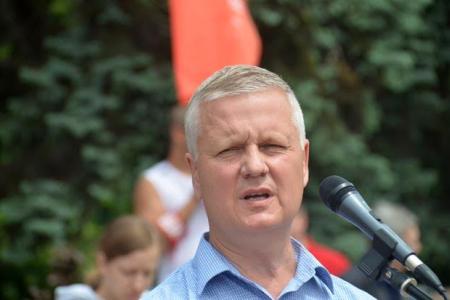 «Эта власть нас не видит. Одна надежда – на КПРФ…». Митинг в Ростове-на-Дону