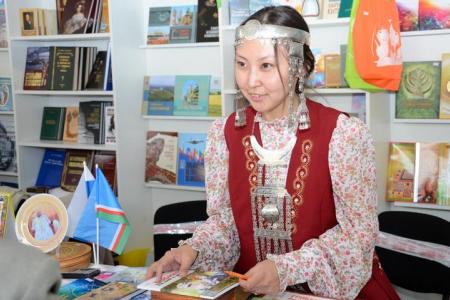 Москва книжная. КПРФ участвует в книжном фестивале «Красная Площадь»
