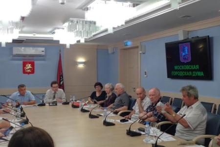 Коммунисты Красногвардейского райкома Москвы и жители Зябликово совместно решают вопросы района