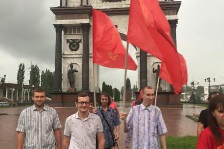 Комсомольцы городов воинской славы провели автопробег, посвященный 75-летию начала Великой Отечественной войны