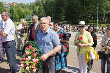 «Вечная память павшим героям!». В День памяти и скорби коммунисты Томска провели целый ряд мероприятий
