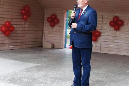 Курганские коммунисты отстаивают права детей на счастливое детство