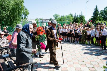 «Вечная память павшим героям!». В День памяти и скорби коммунисты Томска провели целый ряд мероприятий