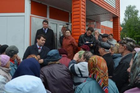 Тульская область. Депутат-коммунист Олег Лебедев продолжает встречи с жителями