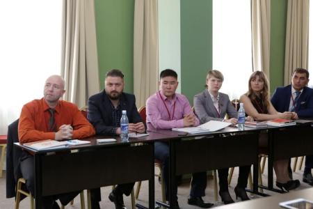 В учебном центре КПРФ Д.Г. Новиков открыл занятия для идеологов и пропагандистов