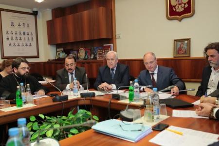 Сергей Гаврилов принял участие в итоговом заседании Межфракционной депутатской группы по защите христианских ценностей