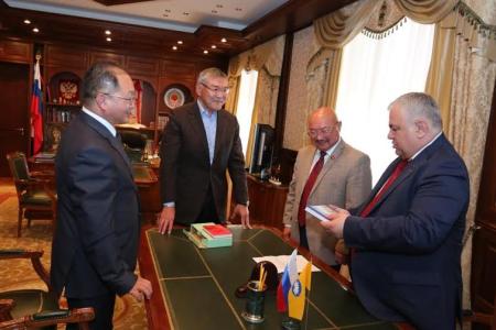 Делегации КПРФ и Трудовой партии Кореи, возглавляемые К.К. Тайсаевым и Ан Хен Мином, ознакомились с жизнью сегодняшней Калмыкии