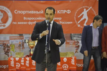 Г.А. Зюганов принял участие в церемонии открытия Всероссийского турнира по мини-футболу «Таланты России»