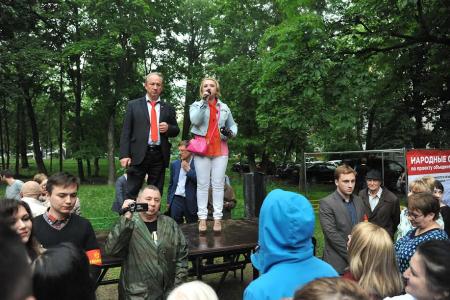 Магистраль-душитель. В Кузьминках прошли первые в Москве народные публичные слушания