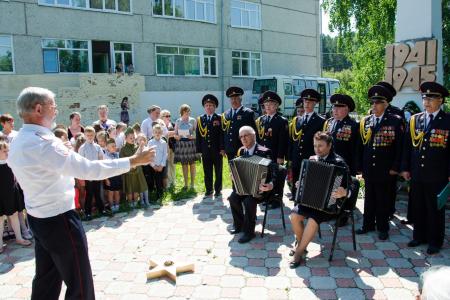 «Вечная память павшим героям!». В День памяти и скорби коммунисты Томска провели целый ряд мероприятий