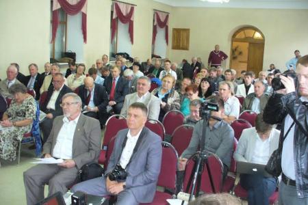 Во Владивостоке состоялась ХIX отчётная Конференция Приморского краевого отделения КПРФ