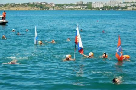 В Севастополе прошел заплыв «моржей», посвящённый дню рождения Города-Героя