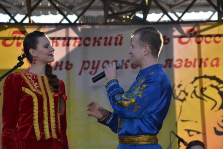 «Из искры возгорелось пламя…». в Ростове-на-Дону прошел праздник русского языка и партийной прессы