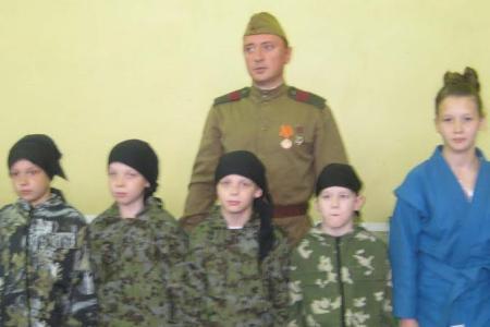 До новых встреч, товарищ Монсон! Знаменитый чемпион, мастер единоборств, коммунист побывал в городе Кириши Ленинградской области