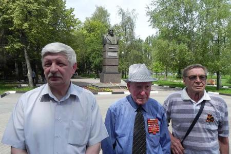 Белгородские коммунисты 22 июня провели митинг-реквием, участники которого призвали дать отпор агрессивным планам НАТО