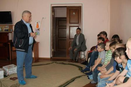 Челябинская область. И.И. Никитчук посетил социальный приют в Златоусте