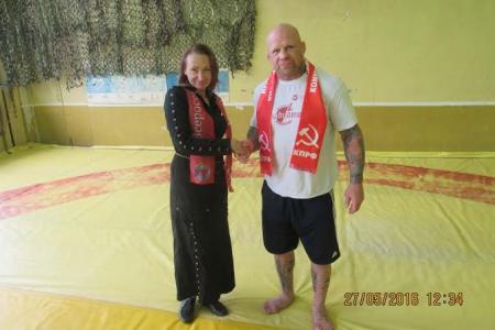 До новых встреч, товарищ Монсон! Знаменитый чемпион, мастер единоборств, коммунист побывал в городе Кириши Ленинградской области