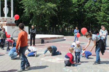Воронеж. Должны смеяться дети…