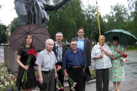 Мероприятия орловских коммунистов и сторонников партии в День памяти и скорби