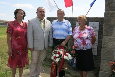 Чувашская Республика. Коммунисты приняли участие в открытии мемориального комплекса «Память» в деревне Ураево Магазь