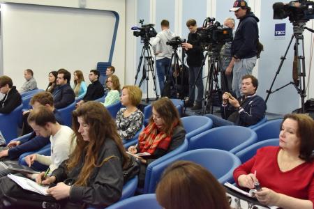Медицину – на службу народу!