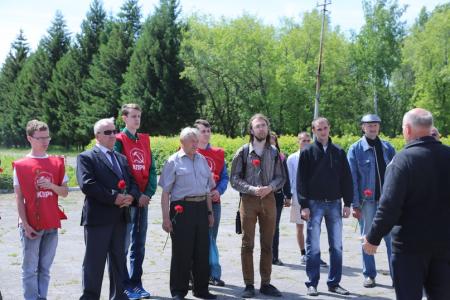Не помнить -  значит предать. Акция омских коммунистов в память о событиях Гражданской войны