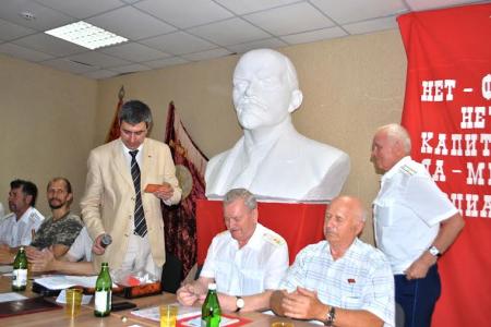 В Луганске прошел учредительный Съезд Союза советских офицеров ЛНР